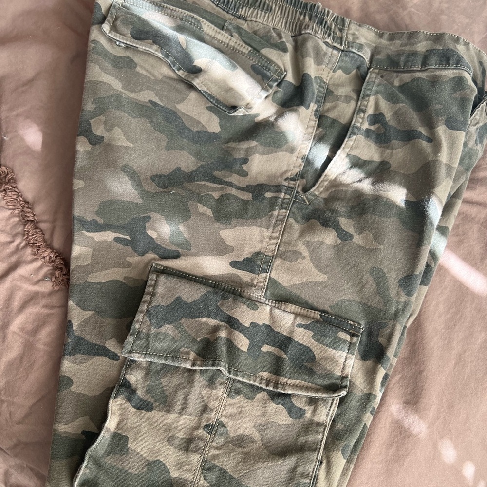 H&M divided skinny cargo pant